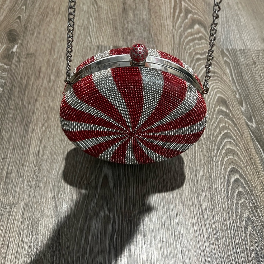 Red and White Clutch peppermint bag - Picture 5 of 7